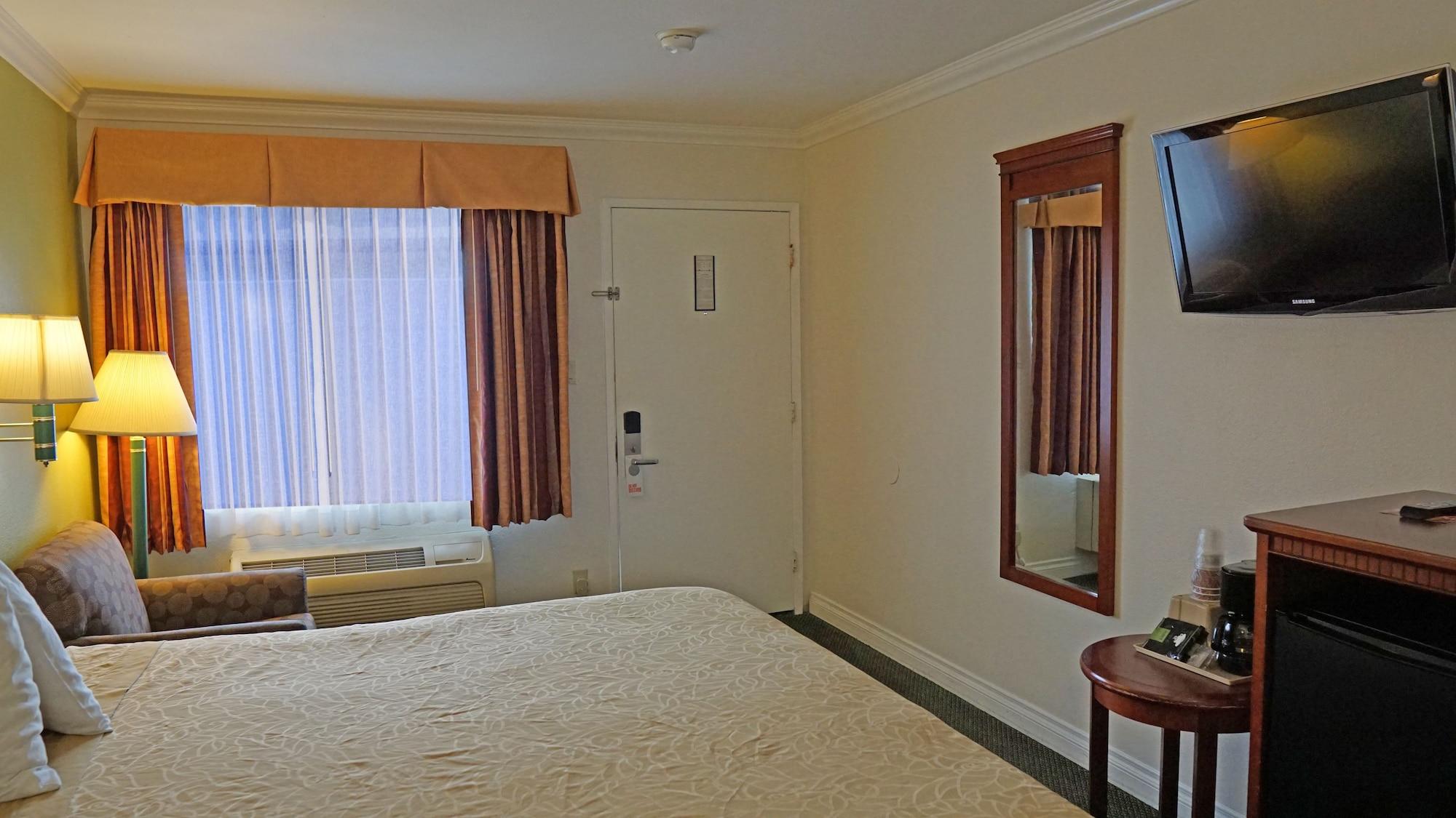 Redondo Inn And Suites Редондо-Бич Экстерьер фото